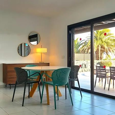 Fernando Playa Blanca (Lanzarote)